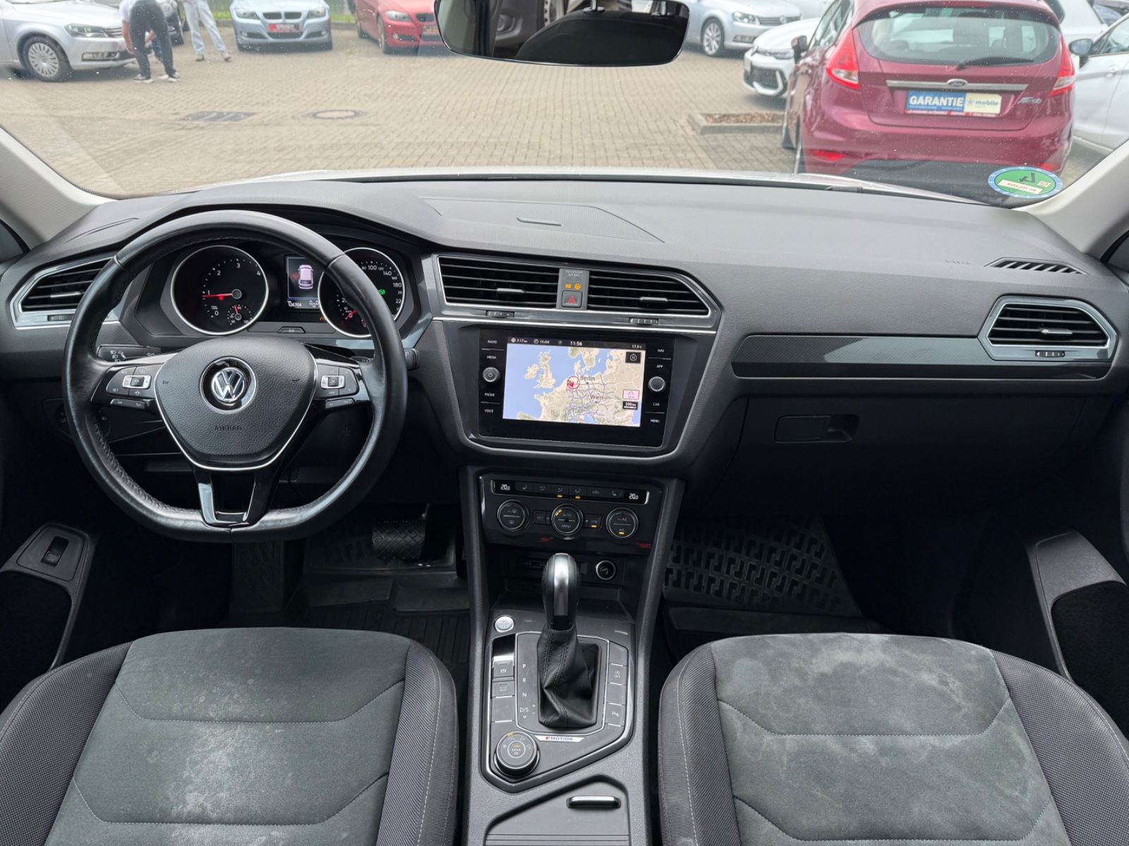 Tiguan Allspace Highline 4Motion*7-SITZER*NAVI*2