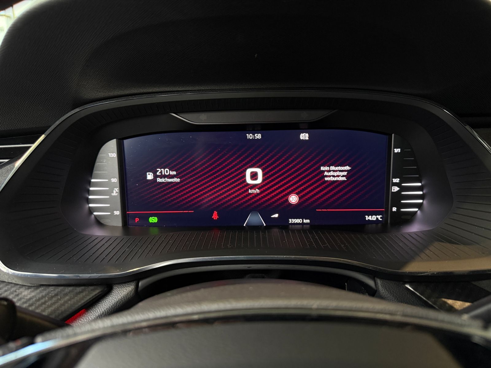 Fahrzeugabbildung SKODA Octavia Lim. RS RFK ACC HUD LED