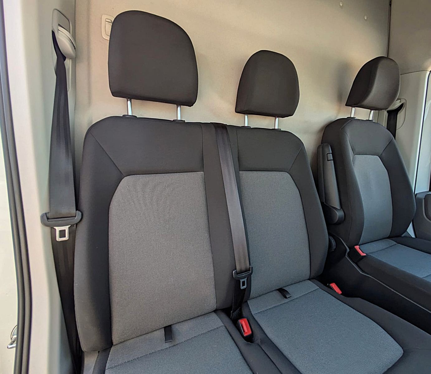 Fahrzeugabbildung Volkswagen Crafter Kasten AUT. L4H2 KLIMA SITZHZG ACC NAVI