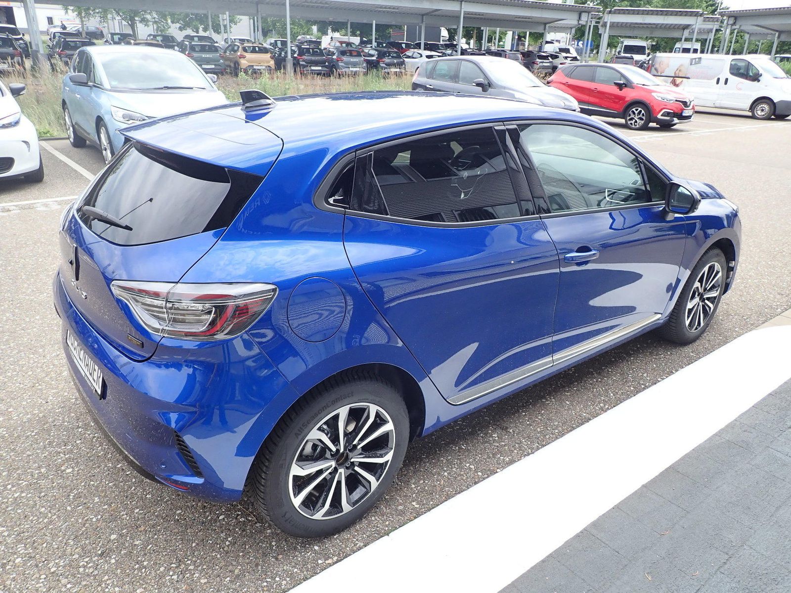 Fahrzeugabbildung Renault Clio Techno E-Tech Full Hybrid 145/GJR/NAVI/