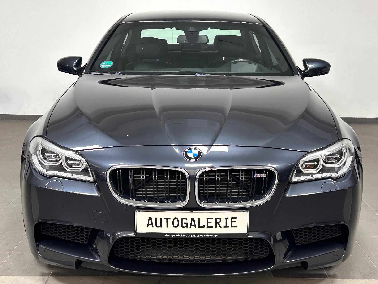 BMW M5 COMPETITION V8 4.4 575ch - PACK COMPETITION - HARMAN KARDON - HUD - CUIR MÉRINOS - SIÈGES CHAUFFANTS