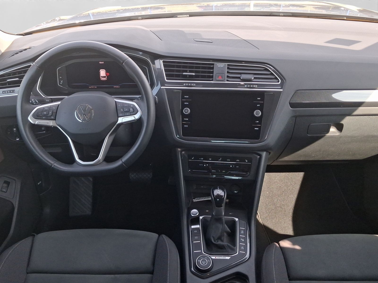 Volkswagen Tiguan 2.0 TDI DSG 4M ELEGANCE MATRIX NAVI AHK foto 5