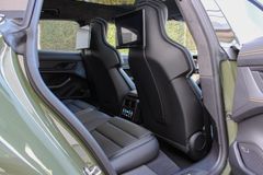 PORSCHE Taycan Sport Turismo Turbo S / SURROUND / PDLS+