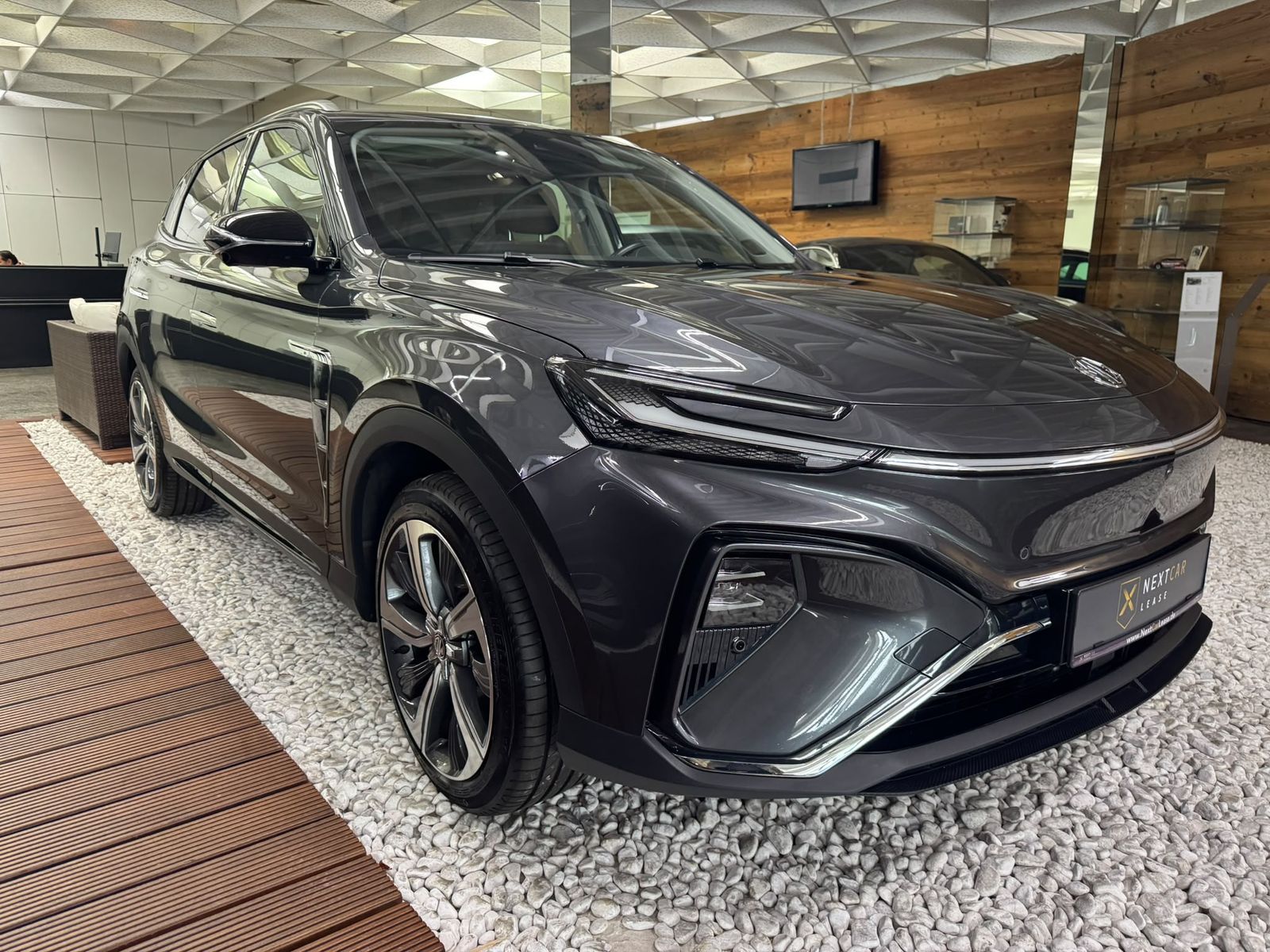 MG Marvel R Performance BOSE Pano Sitzbelüftung Mem imagem 3