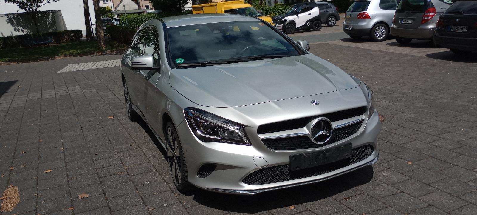 Mercedes-Benz CLA 220 SB 4Matic DCT NaviRückf eHeckkScheckheft