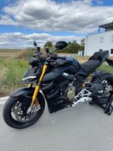 Ducati Streetfighter V4S
