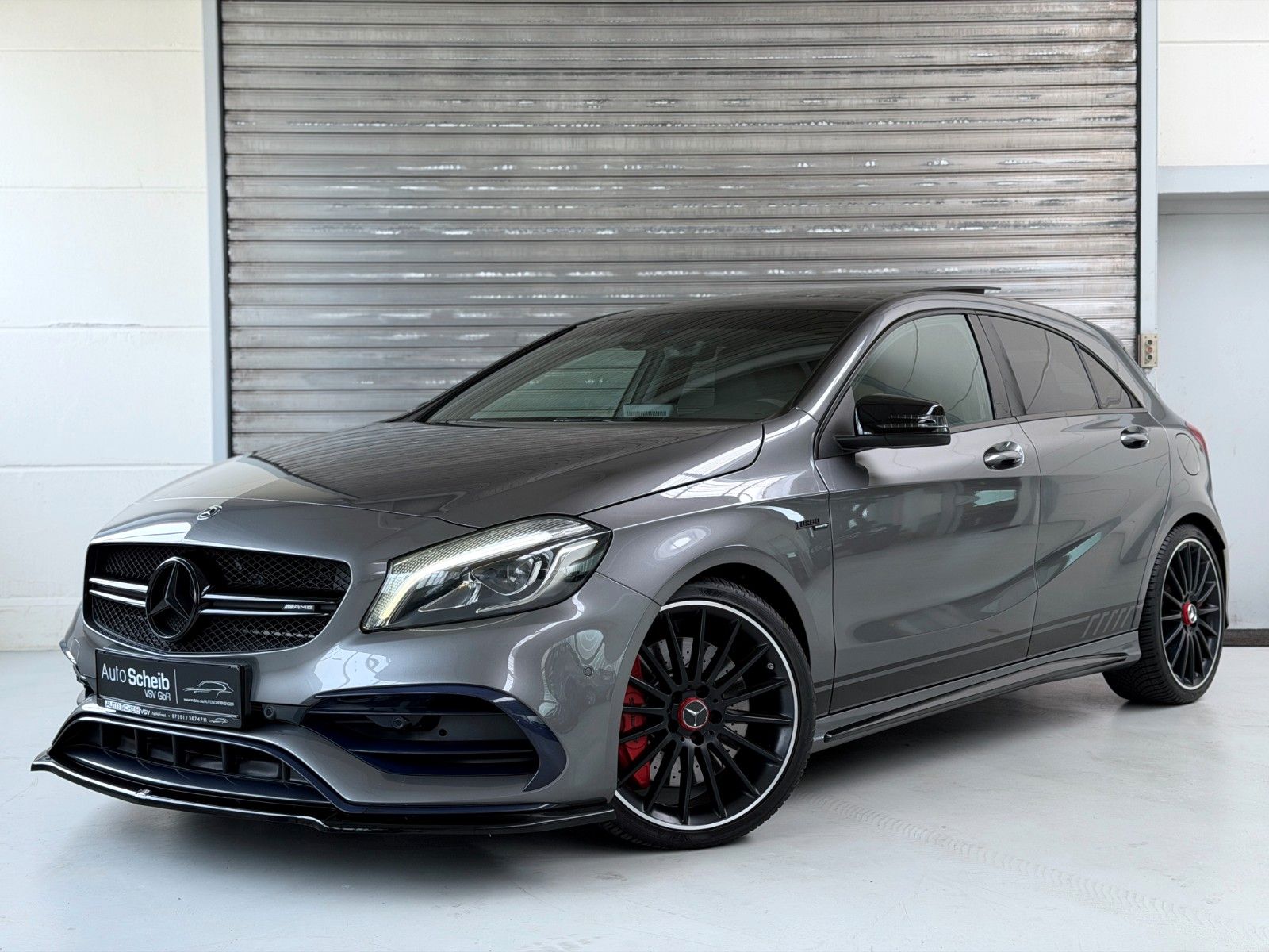 MERCEDES-BENZ A 45 AMG 4Matic*Performance-Abgas*Panorama*LED*