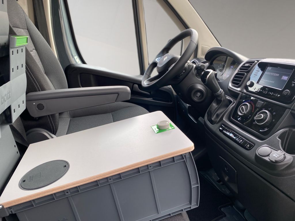 Fahrzeugabbildung Citroën Jumper 2.2 BlueHDi 140 L2H2 Autm.Transline Plus