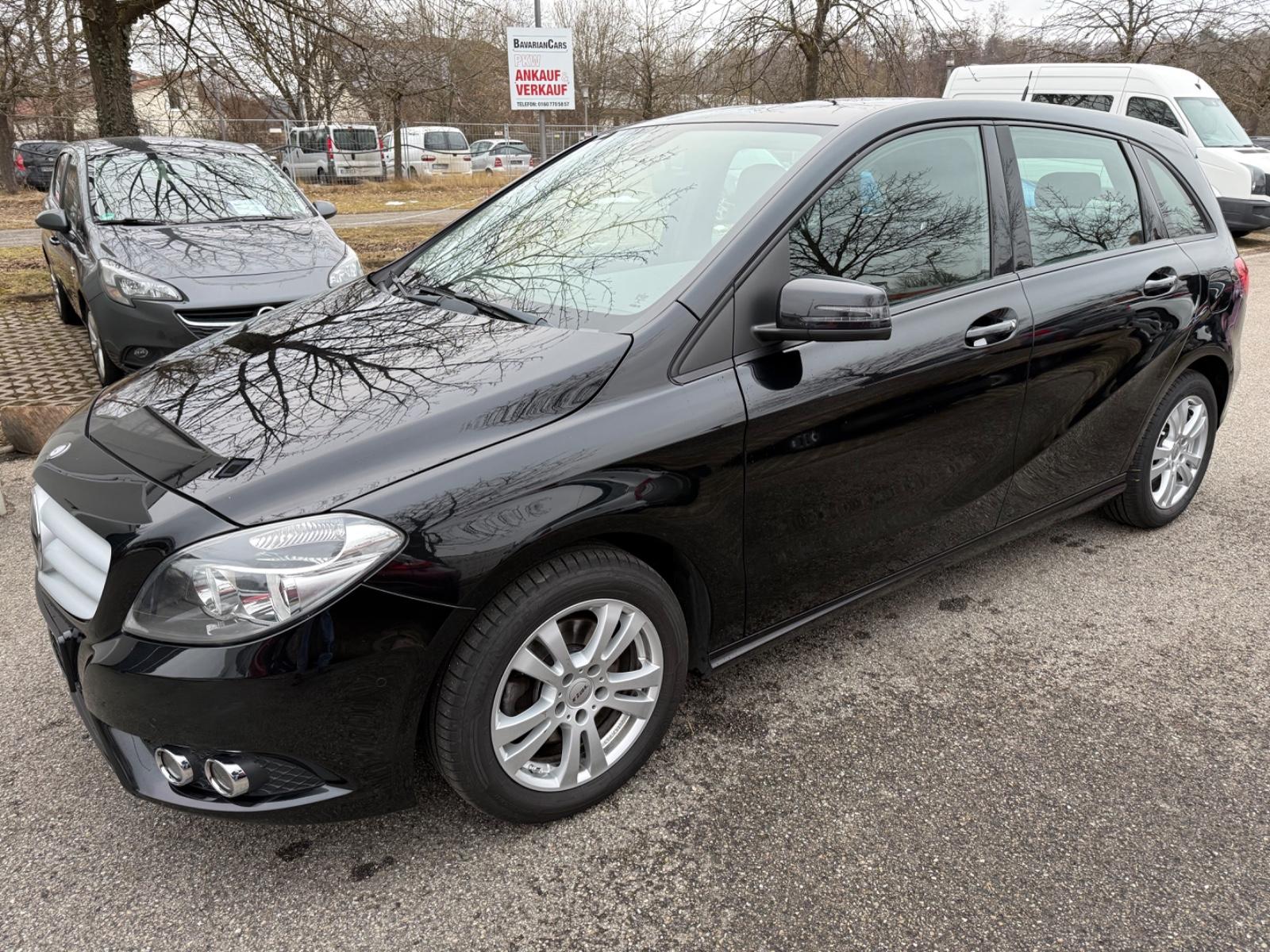 Mercedes-Benz B 220 B 220 CDI, 2. Hand, lückenl. bei Mercedes