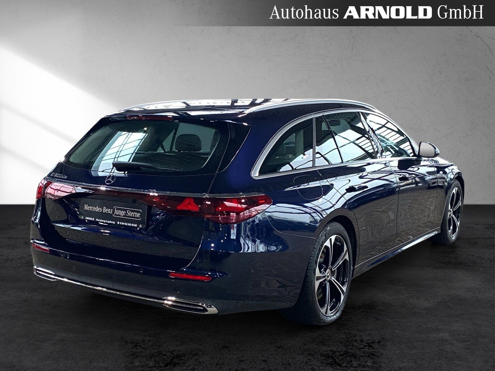 Mercedes-Benz E 300 T de Avantgarde Navi Kamera Distr. Sitzh foto 5