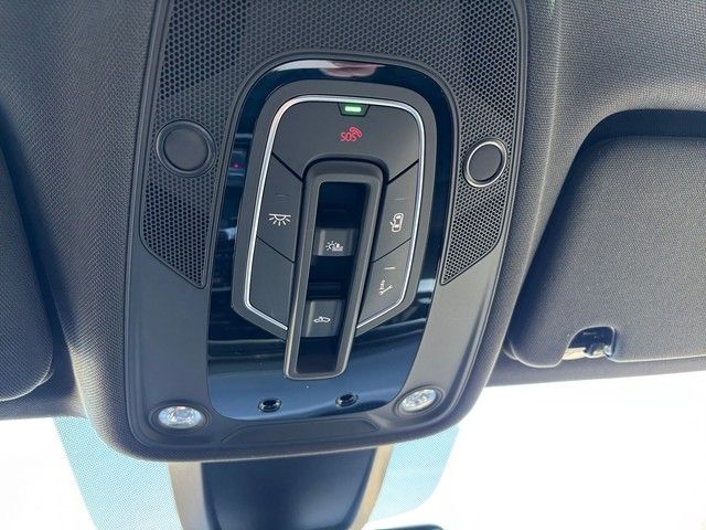 Fahrzeugabbildung Audi SQ7 4.0TFSI QU. HEADUP+PANO+STNDHZ+B&O+RAUTE+++