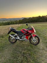 Honda CBR 125 R JC 34 (HU Frisch) - HONDA CB 125 J