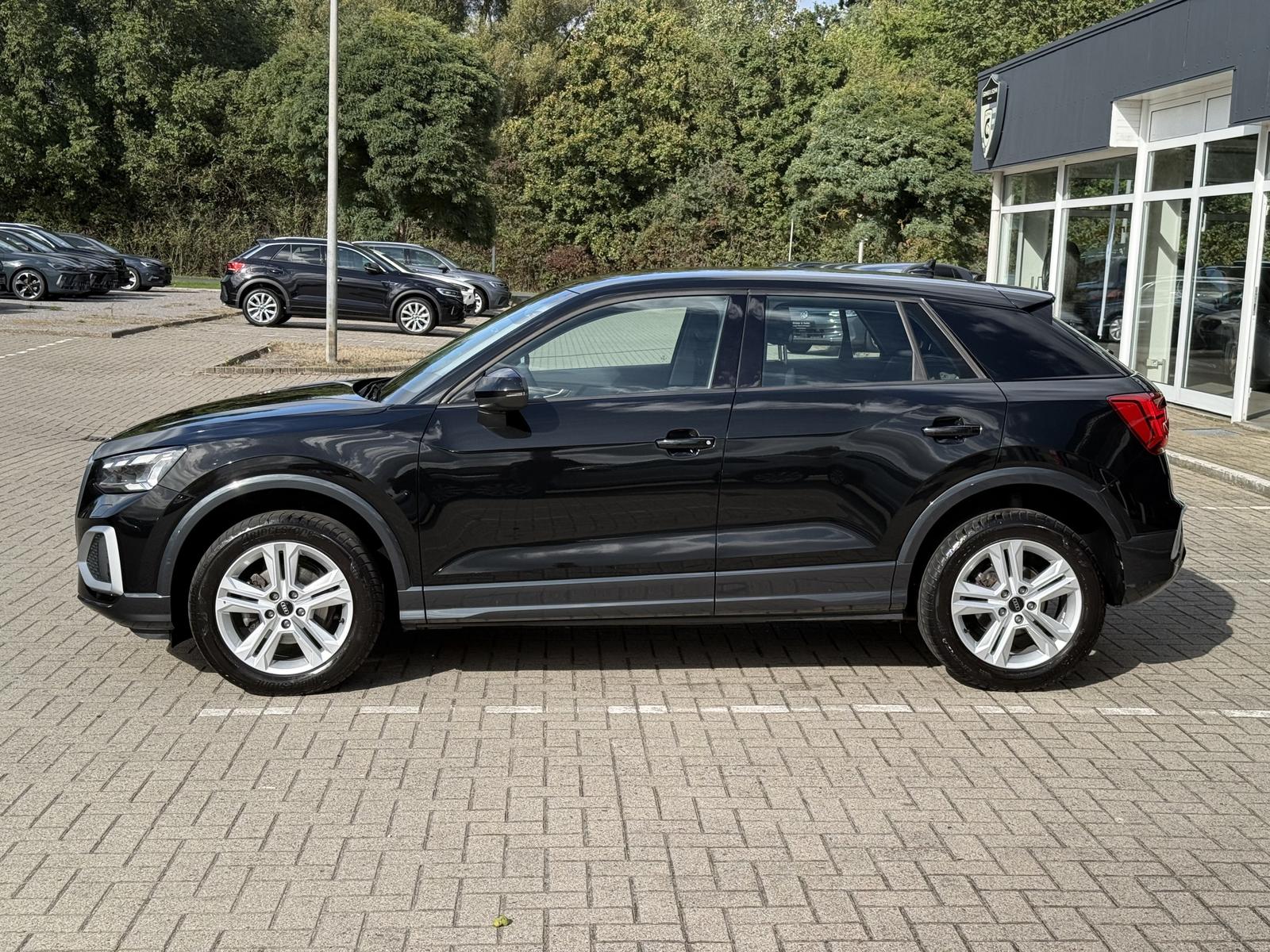 Audi Q2 35 TFSI Advanced,Virtual,Matrix,R-Kam,ACC
