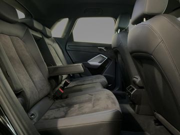 Audi Q3 - 11