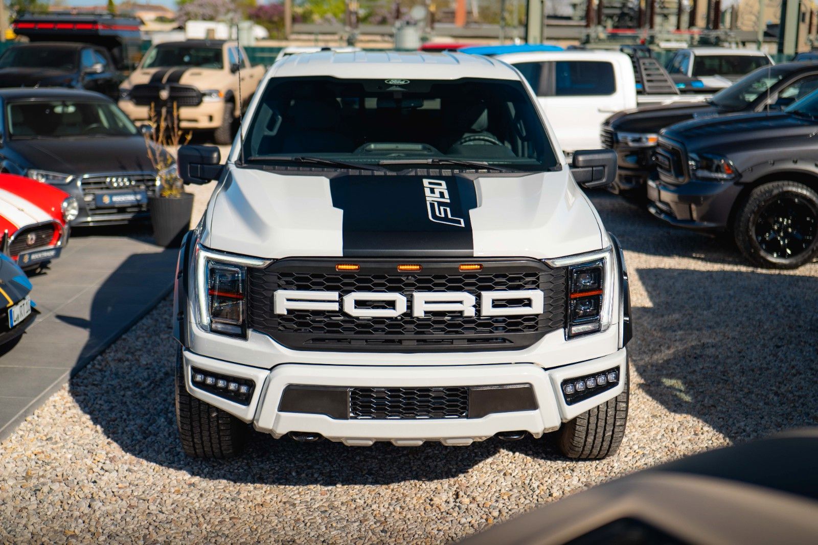 Fahrzeugabbildung Ford F150 3.5L V6 PowerBoost RAPTOR Twin-Turbo 4x4