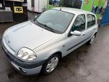 Renault Clio 1.2 - Renault Clio aus 2000: 1.2