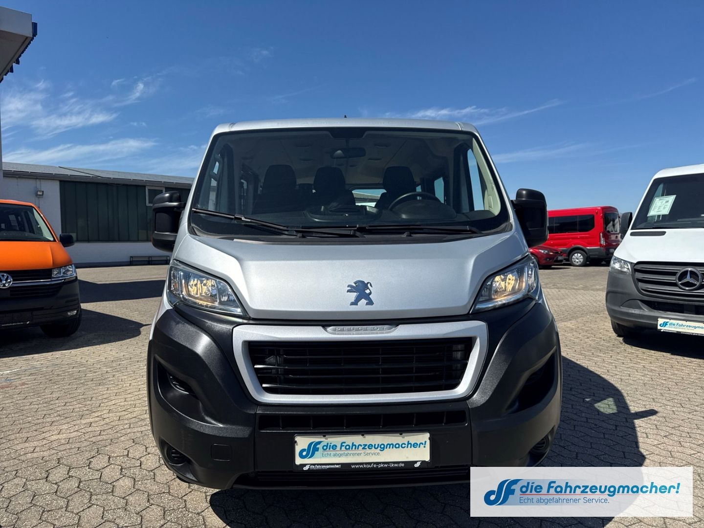 Fahrzeugabbildung Peugeot Boxer Kasten 330 L1H1 Pro BlueHDi 140 Stop&Start