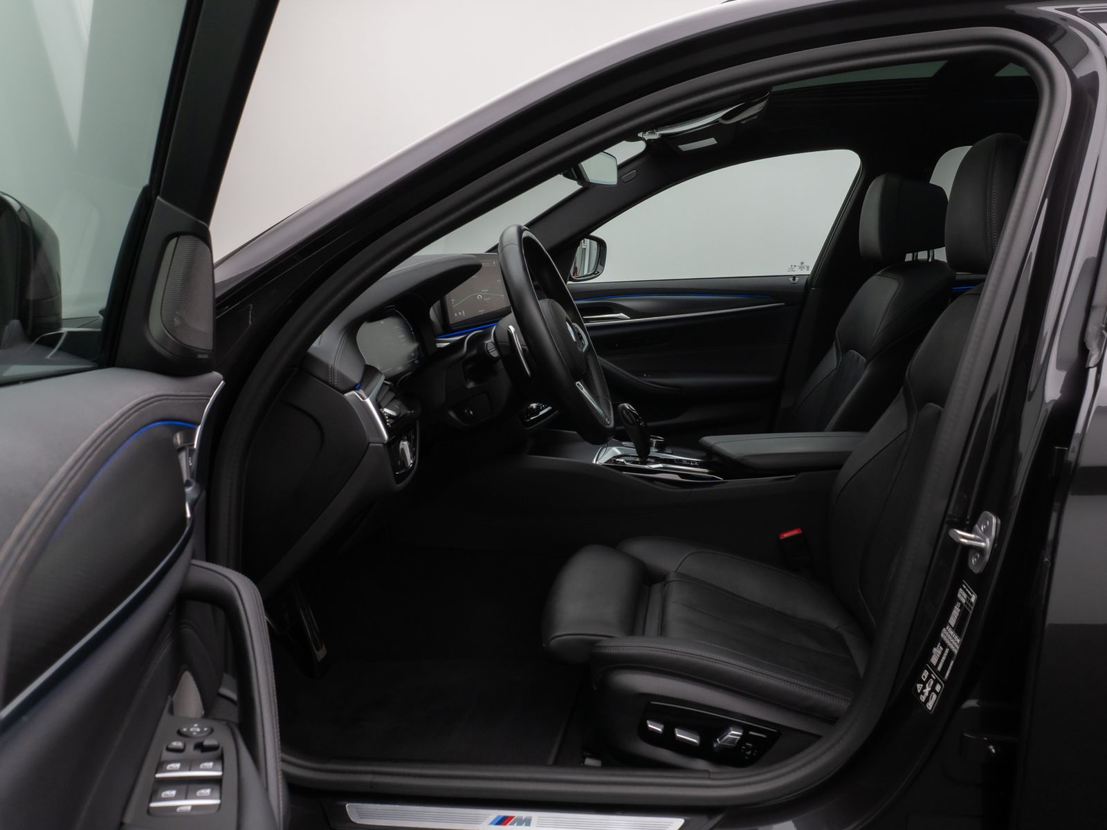 Fahrzeugabbildung BMW 540d xD M Sport Pro Laser Panorama HUD DAB H/K