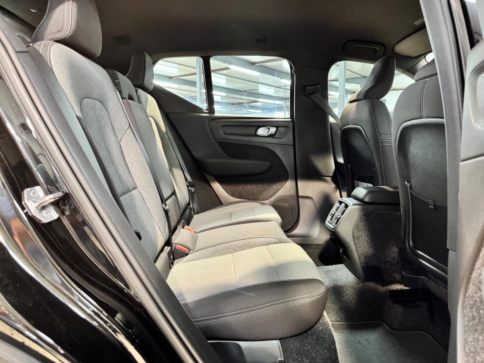 Volvo XC40 Momentum 2WD APPS*MEMORY*WINTER*BUSINESS