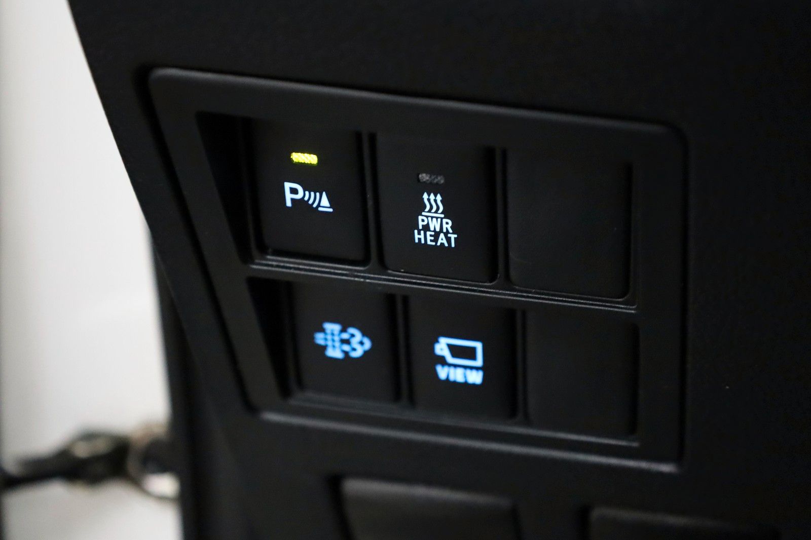 Fahrzeugabbildung Toyota Hilux 2.8 D-4D 4x4 Invincible,Leder,ACC,Garantie