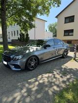 Mercedes-Benz E 200 AMG Line + Night Line + Widescreen - Mercedes-Benz E 200 Gebrauchtwagen in Hamburg