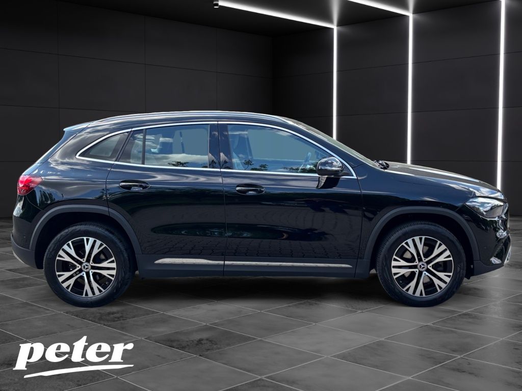 Mercedes-Benz GLA 180 d Progressive Advanced*Winter Paket foto 20
