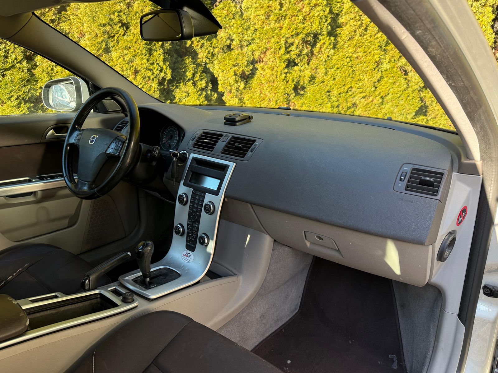 Fahrzeugabbildung Volvo V50 2.0D Aut. Momentum TEMP+KLIMA+MFL+T-LEDER