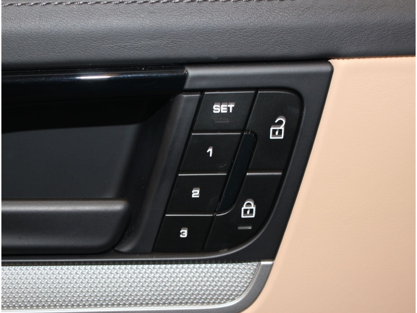 Fahrzeugabbildung Porsche Cayenne S Sport Chrono 1.Hand+Unfallfrei+Standhz