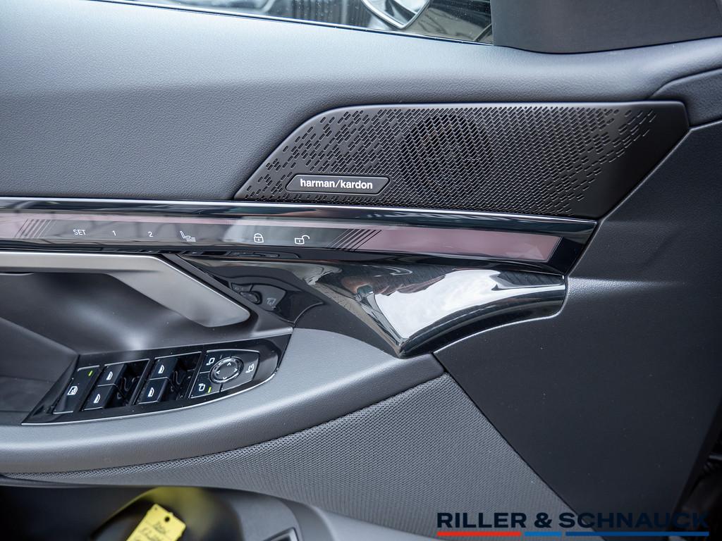 BMW 530e Touring M-Sport Pro HUD SITZBELÜFTUNG 360°