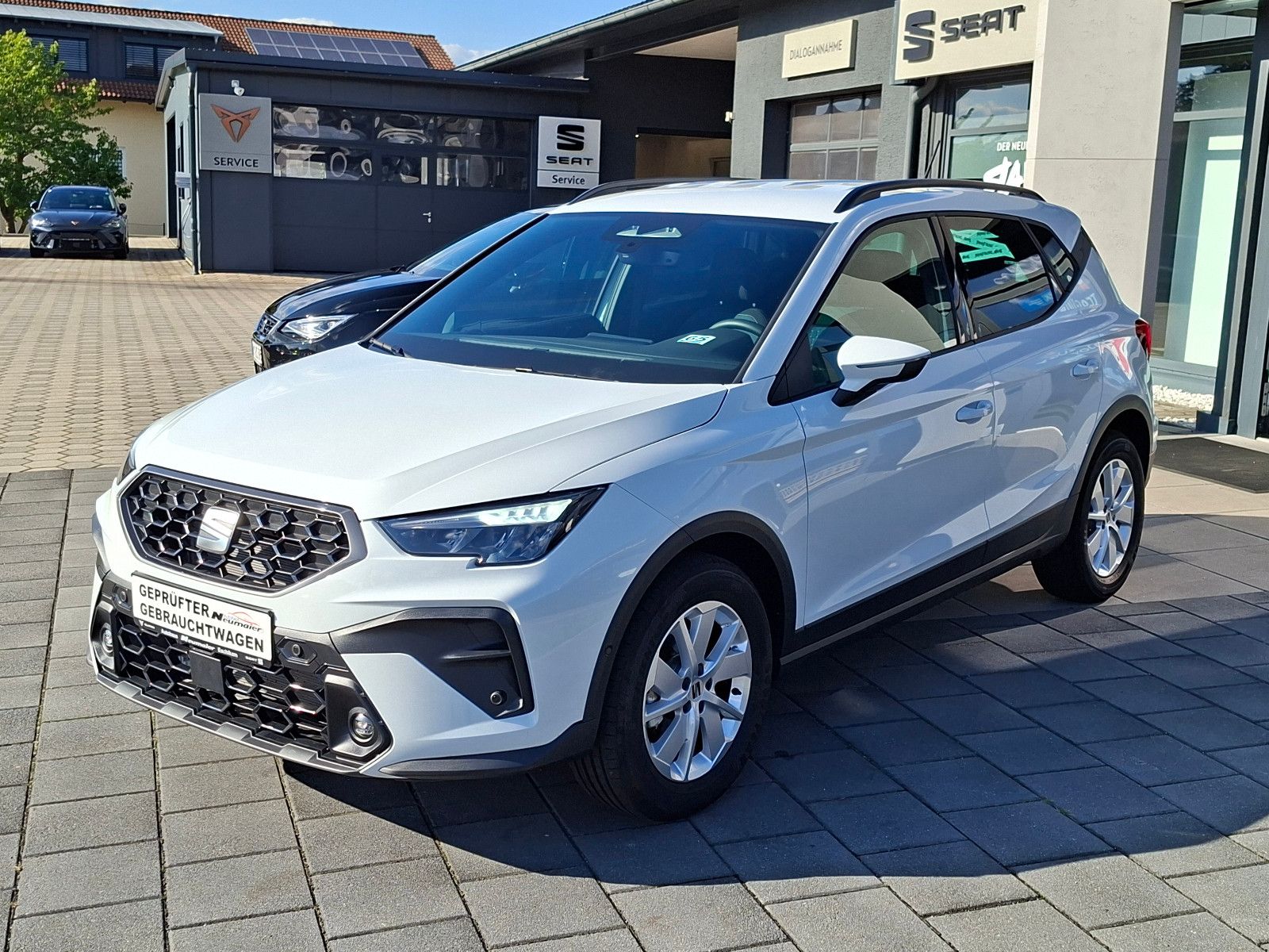 Seat Arona 1.0 TSI 116 PS Style DSG Navi SHZ LED imagem 3