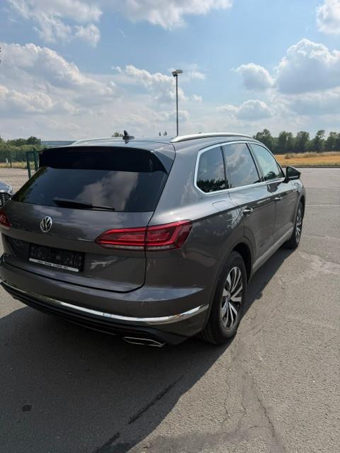 VOLKSWAGEN TOUAREG ELEGANCE 4MOTION 231 CH 4X4 BVA - HAYON ÉLECTRIQUE