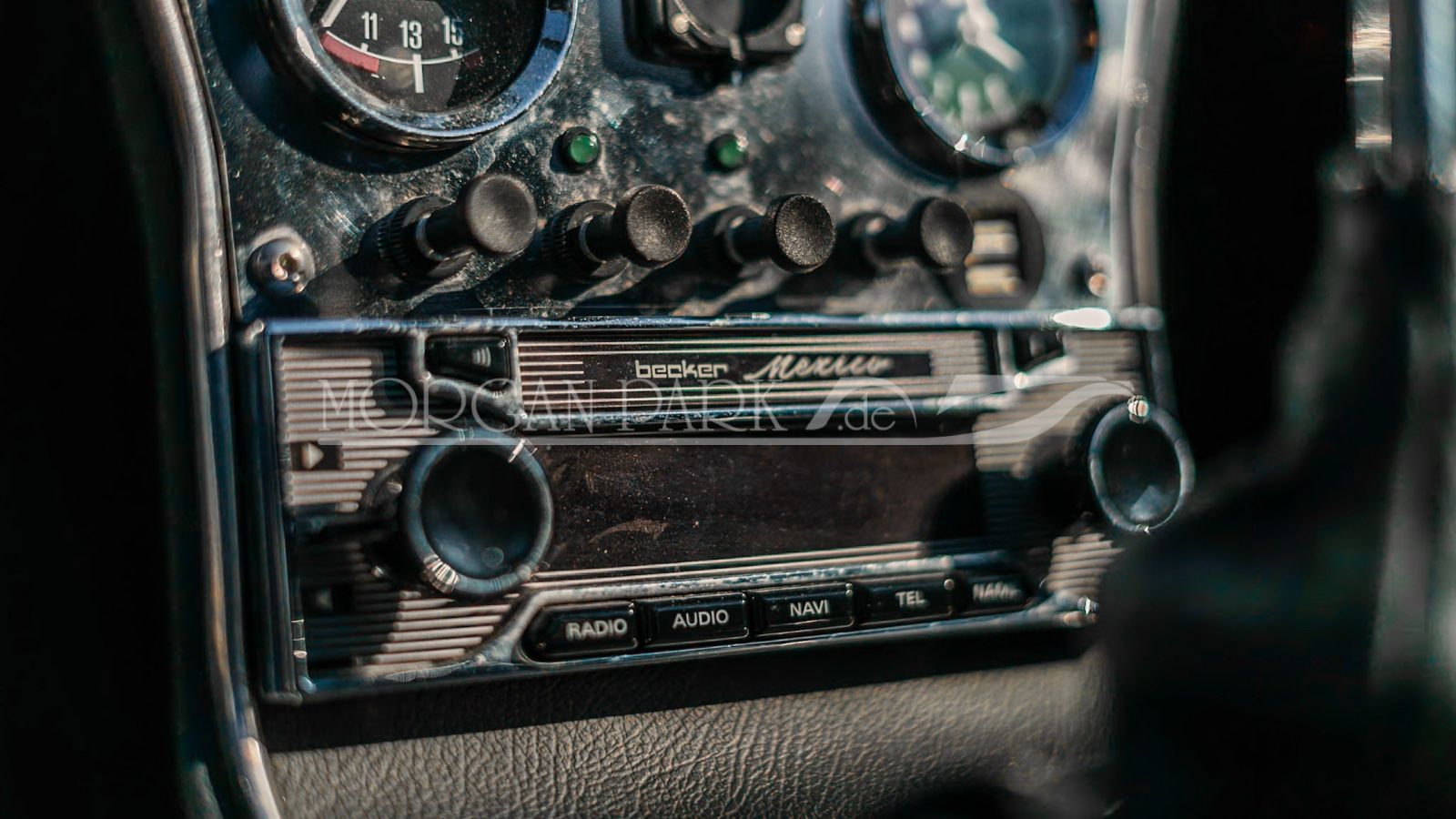 Fahrzeugabbildung Austin Healey BJ8  3000 MK III 1964   Lesen Sie den Text !