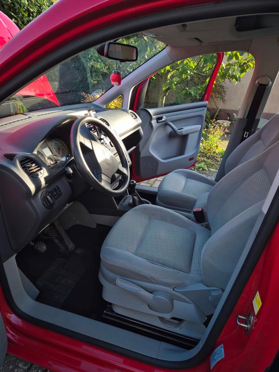 Volkswagen Caddy 2009 — photo 5