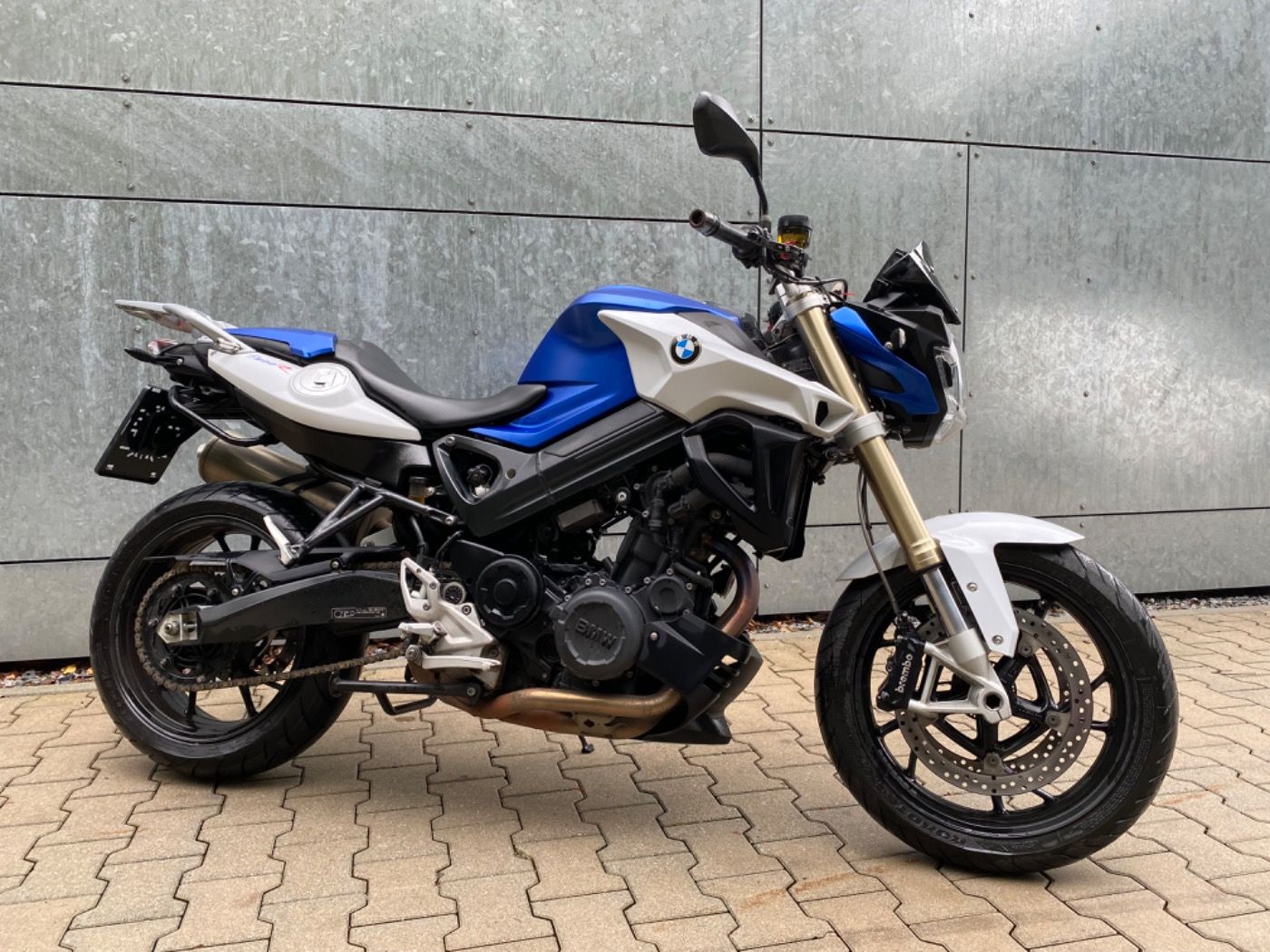 Fahrzeugabbildung BMW F 800 R Touren- und Dynamikpaket