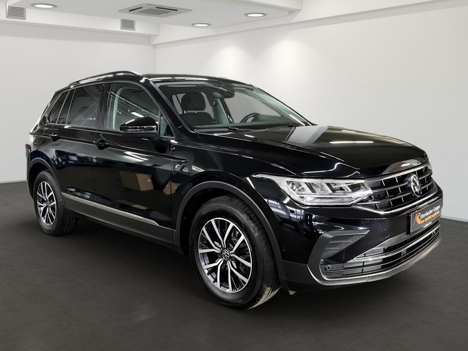 Volkswagen Tiguan 2.0 TDI Life DSG Navi RFK AHK Standheizun