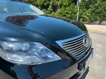 Lexus LS 600 - 7