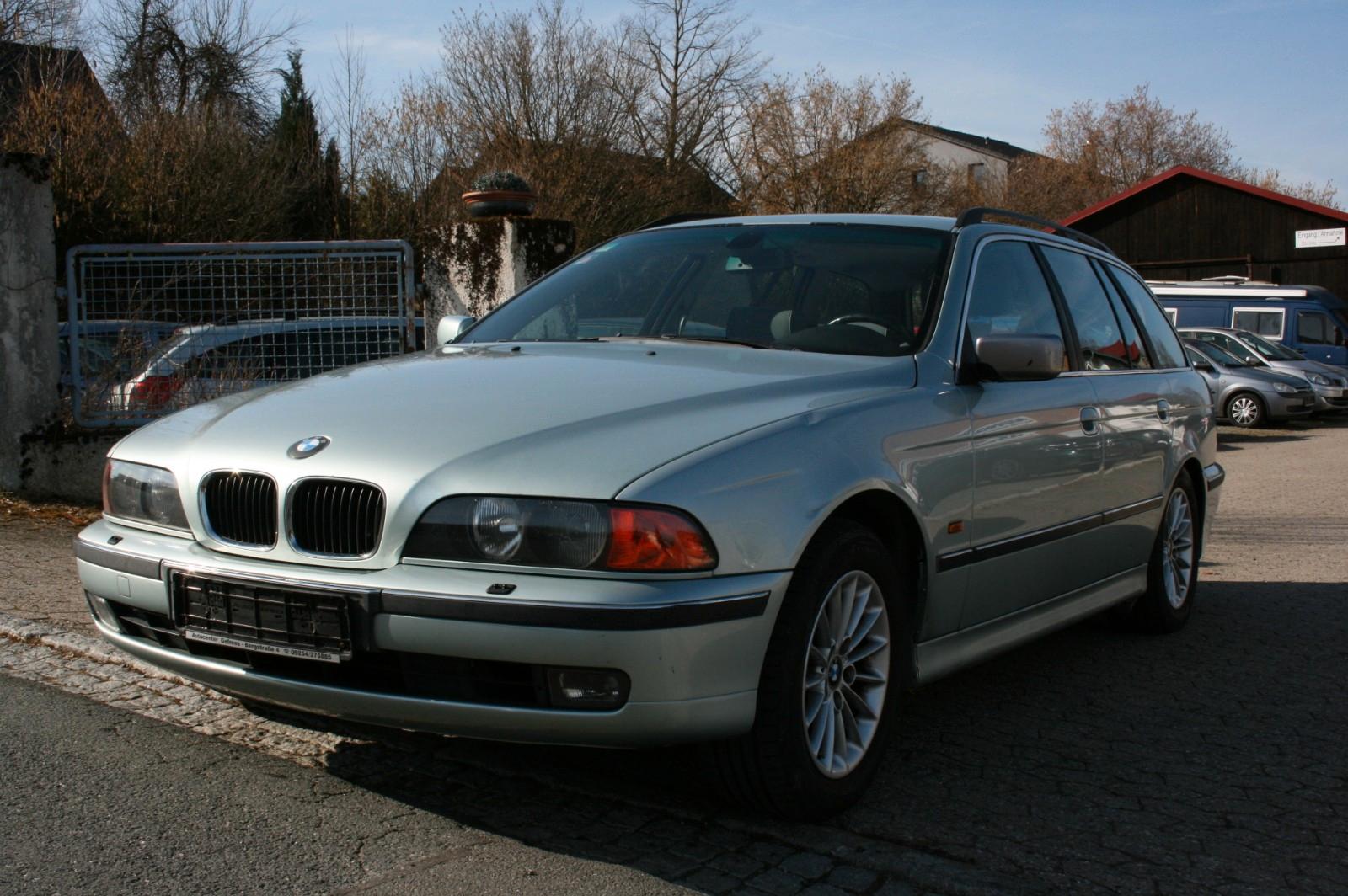 BMW 530d Touring "Edition" "TÜV 01/28"