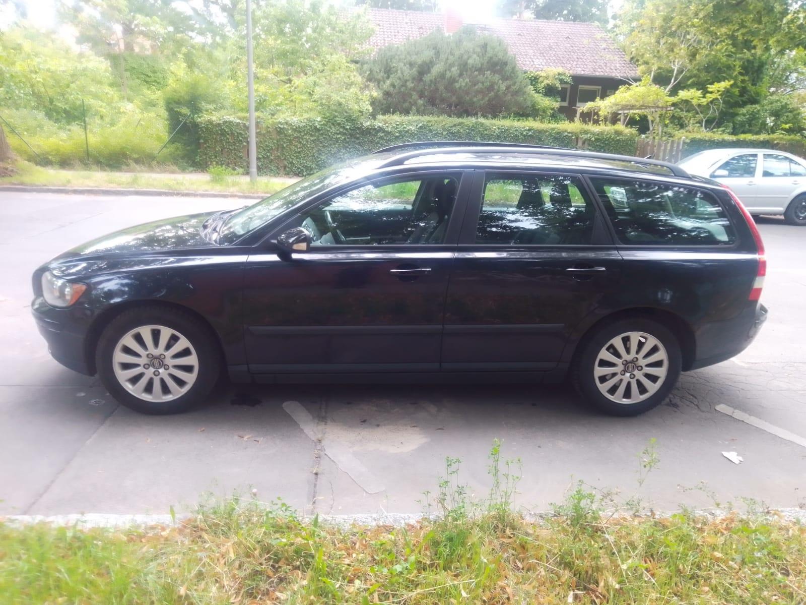 Volvo V50 2004 — interior