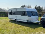 Hobby 560 KMFE De Luxe - Stapelbett - Mover - 1750 KG  - Hobby Kmfe