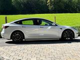 Tesla Model 3 Dualmotor Long Range, weiß - Tesla Model 3 in Stuttgart