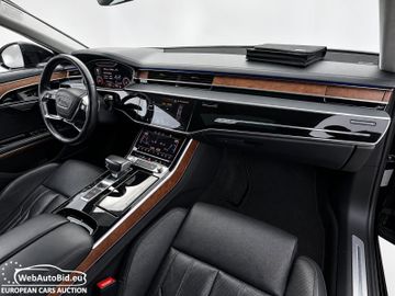 Audi A8 - 10