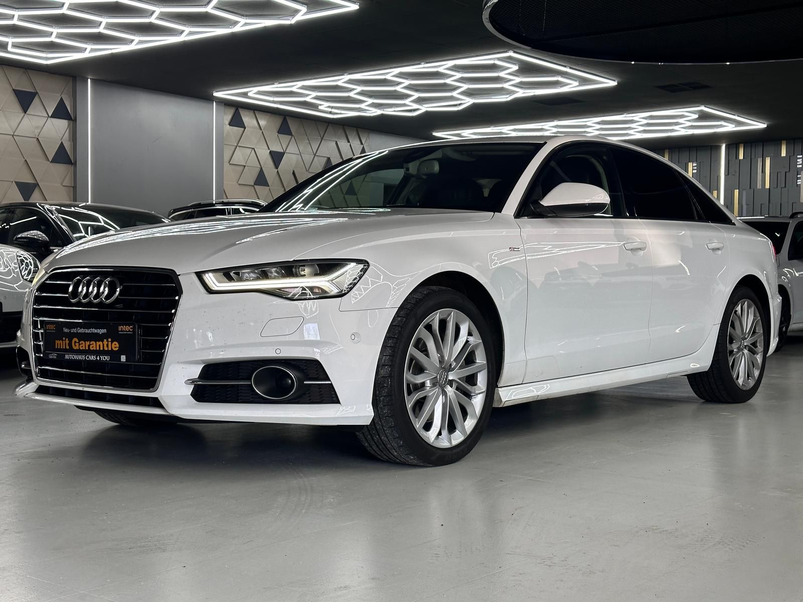 AUDI A6 3.0 V6 TDI S line LED/LEDER/NAVI/SITZ-HZ/PDC