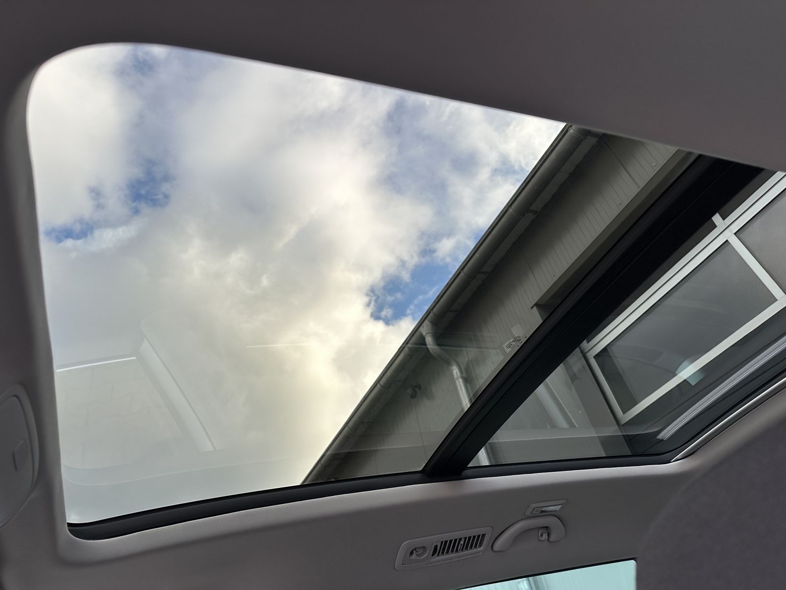 Fahrzeugabbildung SEAT Alhambra 2.0 TDI DSG 4Drive Style NAV+AHK+PANO