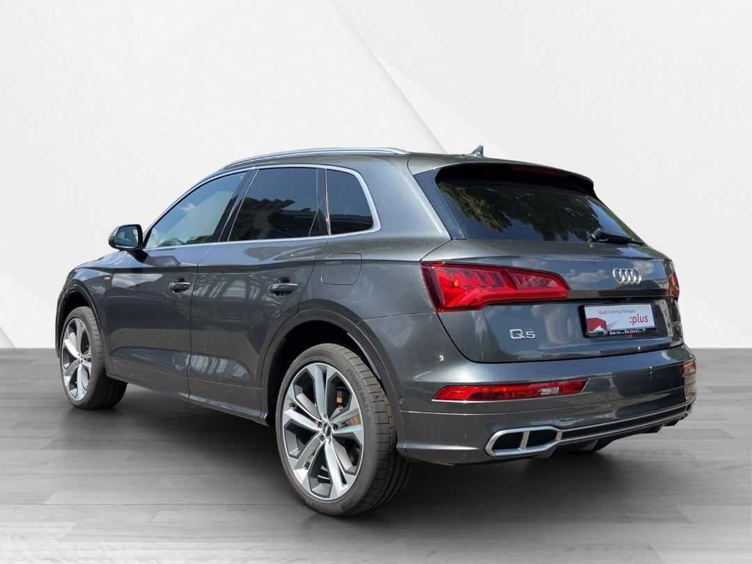 Fahrzeugabbildung Audi Q5 2.0 TFSI e 55 e quattro sport 360,HUD,Kamera