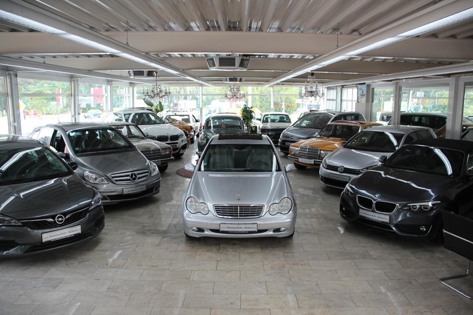 Mercedes-Benz C 200 Lim Kompressor *Automatik/Schiebedach/SHZ*
