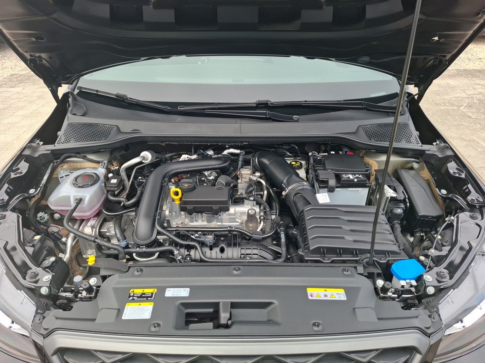 SEAT Arona FR 1.0 TSI KLIMA / NAVI / LED / SITZHEIZUN - Image 17