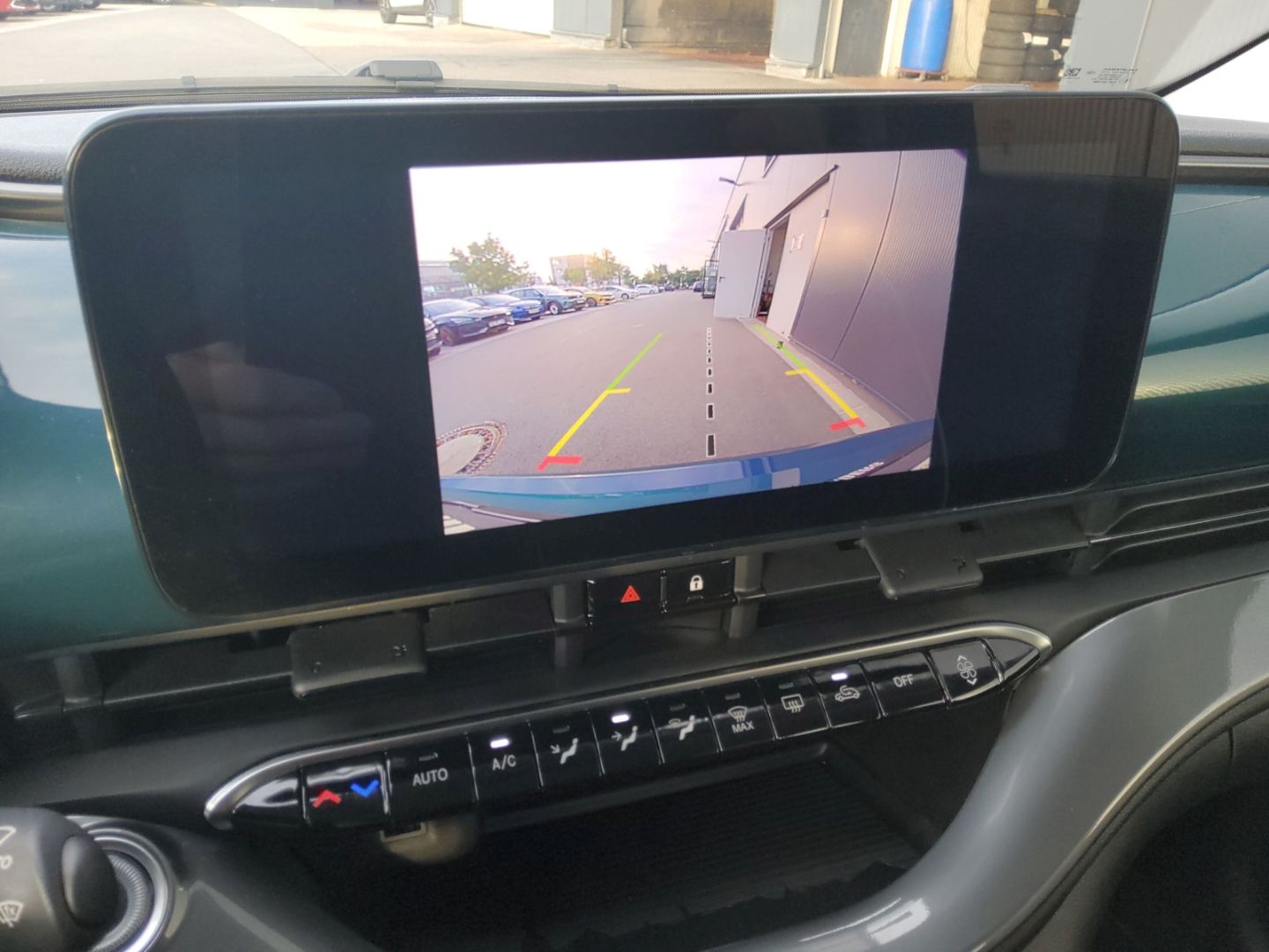 Fahrzeugabbildung Fiat 500e LED SHZ PDC DAB 360°DroneView Keyless CarPl