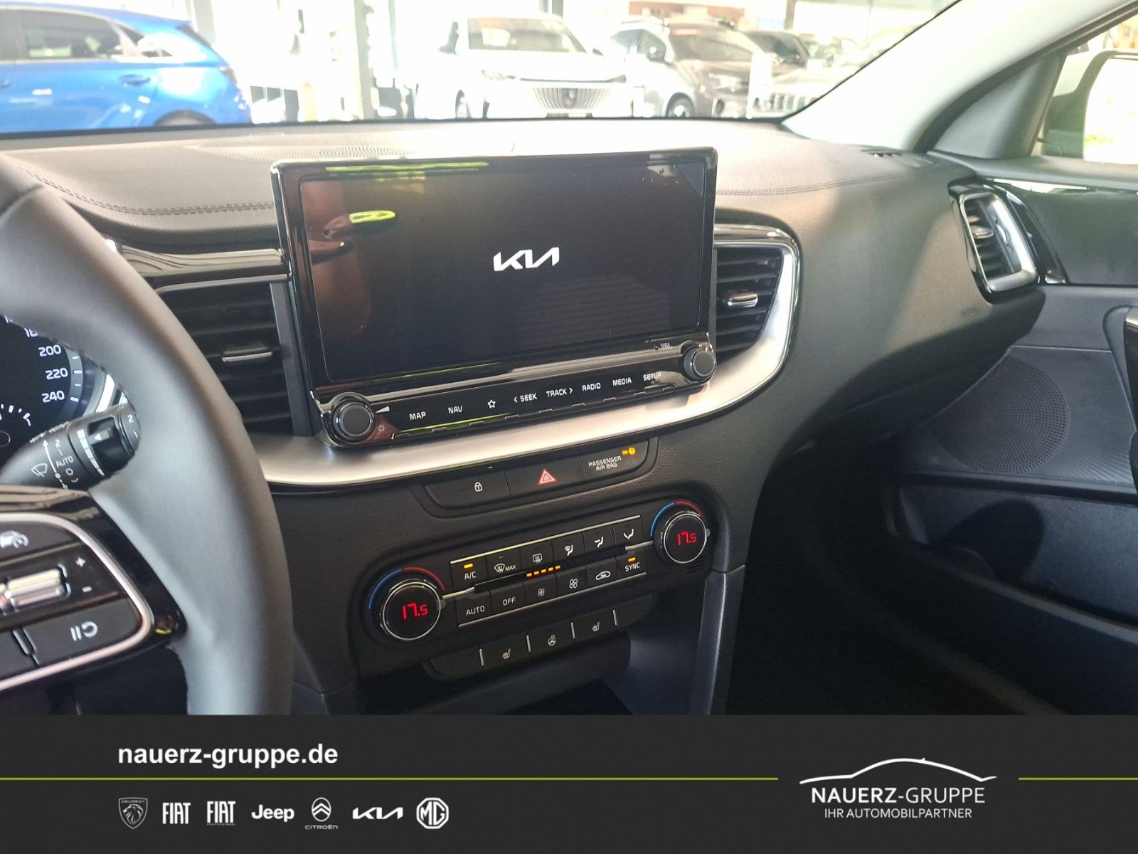 Fahrzeugabbildung Kia Ceed 1.0 T-GDI Ultimate Edition
