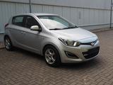 Hyundai i20 Classic TÜV NEU SERVICE NEU - Hyundai i20 in Magdeburg