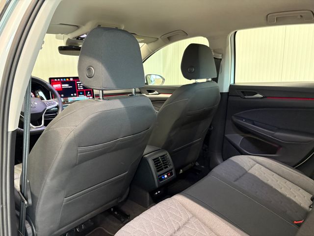 Golf VIII Life 1.5 TSI LED RFK ACC DAB+